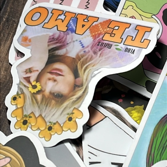 5for$10 Matte Popular Singer Taylor Swift 50 Pack Stickers Notebook Accessories - Picture 3 of 4